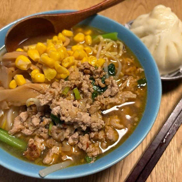 ラーメンの日と肉まん♪