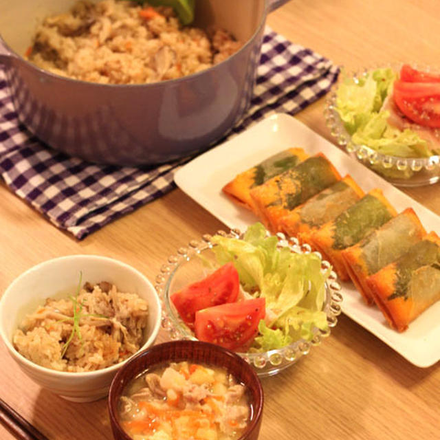 ルクルーゼde舞茸の炊き込みご飯と豚汁のお夕飯