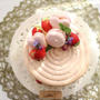 Gâteau macaron aux fraises　　苺のマカロンケーキ