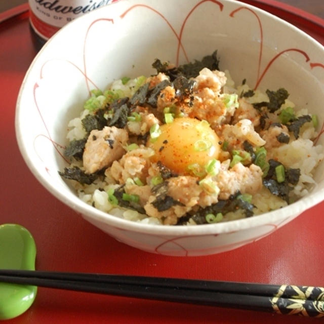 鶏味噌つくね丼