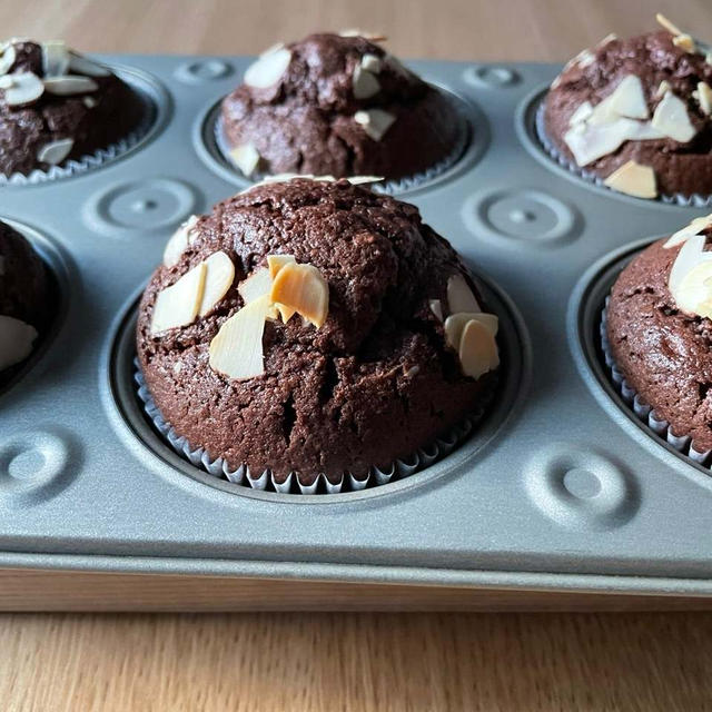 オイルで濃厚チョコマフィン、チョコレアチーズケーキ