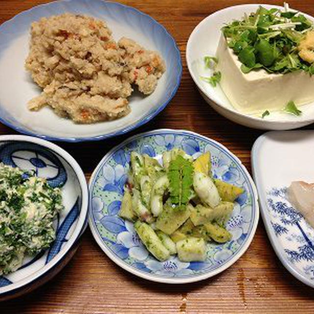 筍の木の芽和え、人参葉の白和え。生パスタの店