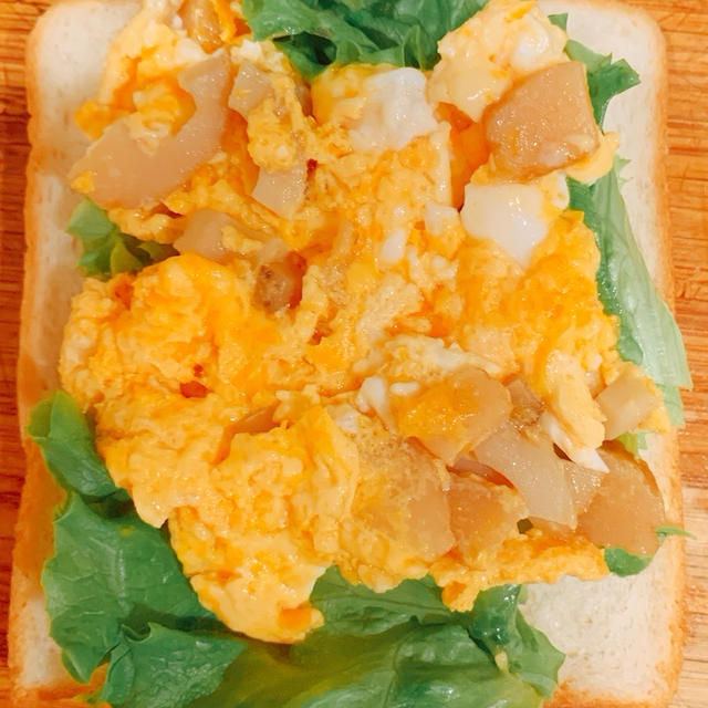 おでん出汁が決めて、おでんオムレツサンド