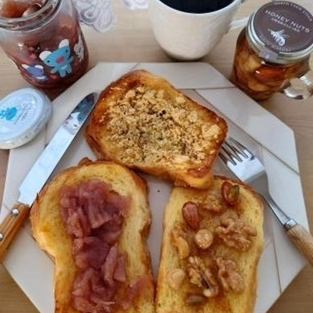 ３種類のフレンチトーストで朝ごはん～💓