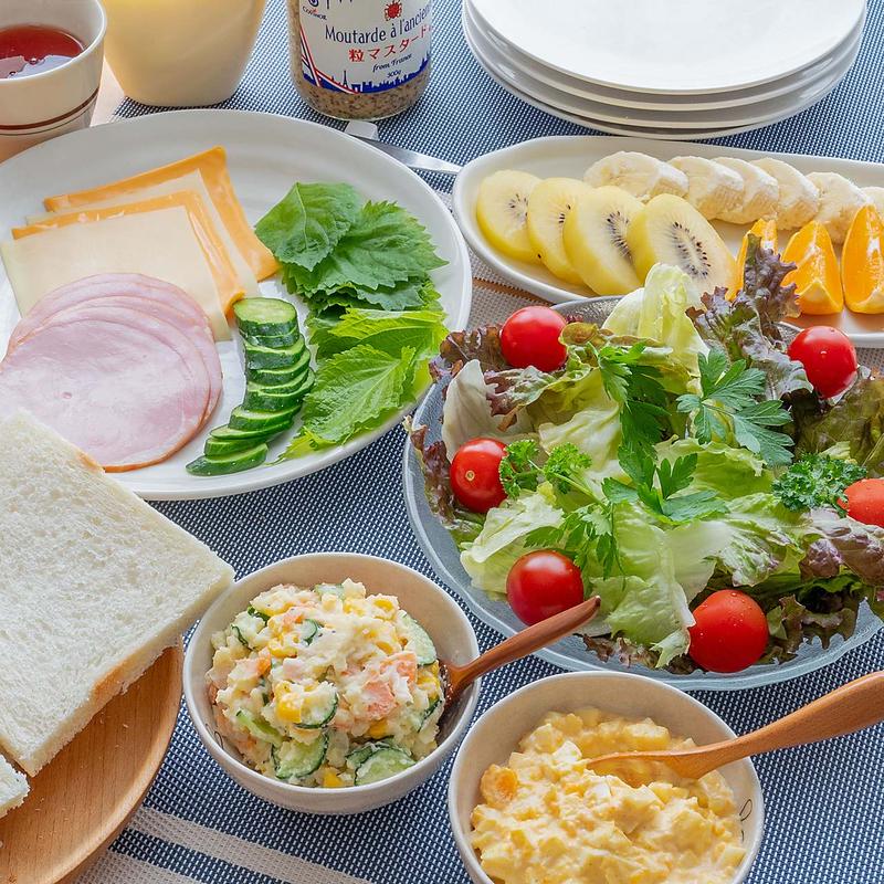 セルフくるくるロールサンドで朝ごはん✨