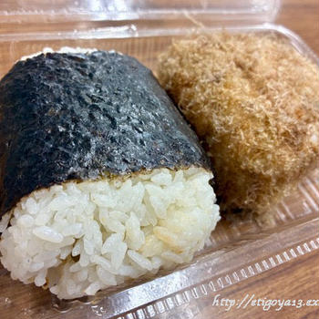 おにぎりと細巻き弁当