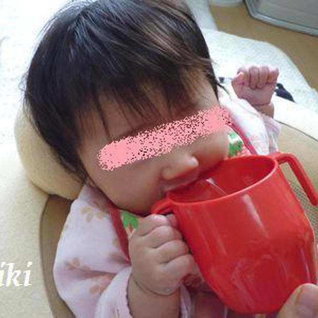 お気に入りのコップで麦茶デビュー&薄皮パン　モカコーヒークリーム