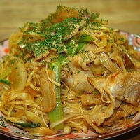 アジアン風の焼きそば