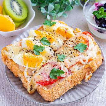 どっちも食べたい❣️ポテサラリメイクトースト