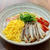 トッピングは麺の半分にだけ～