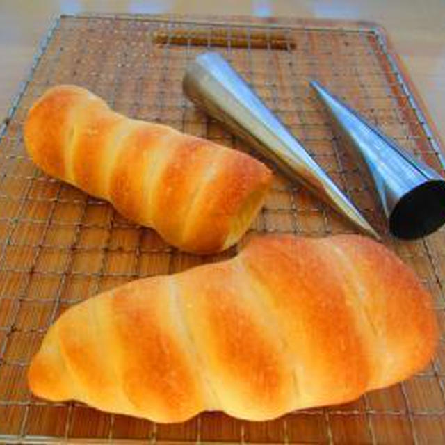 ﾊﾆｰﾚﾓﾝﾁｰｽﾞｸﾘｰﾑｺﾛﾈ♪ﾐﾙｸ食ﾊﾟﾝで自家製ﾂﾅﾏﾖﾁｰｽﾞﾄｰｽﾄ♪