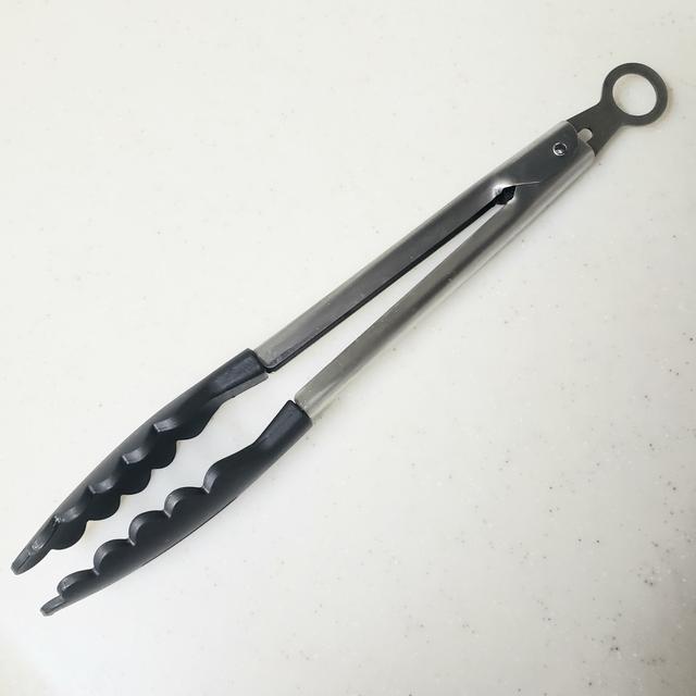 使い慣れたトング