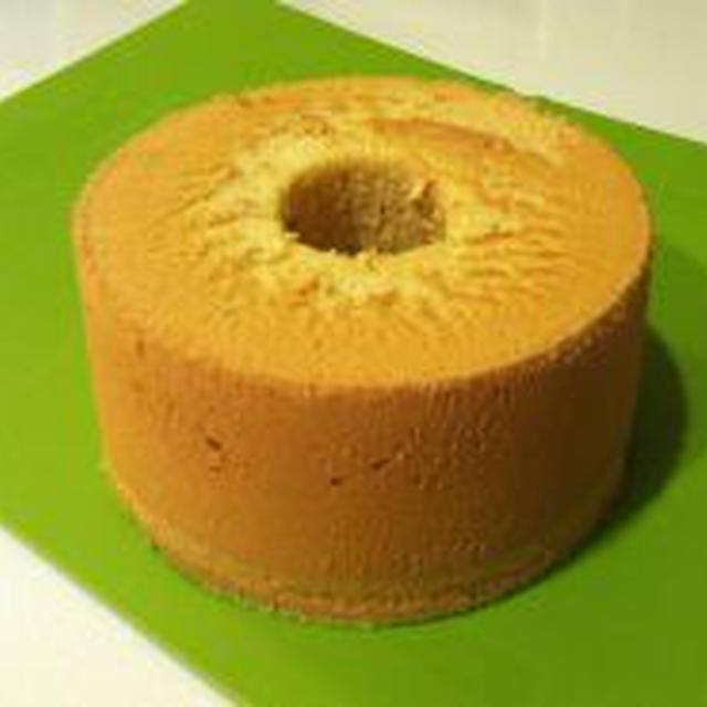 シフォンケーキ　どーして逆さまに？？