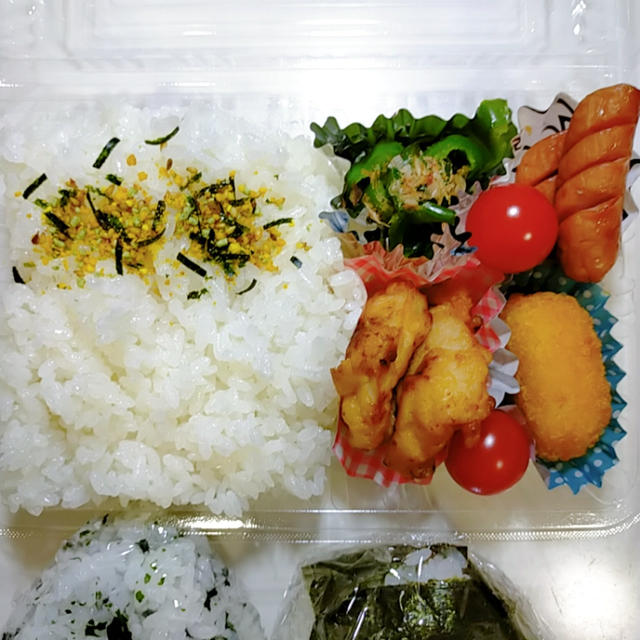 ８月４日(火)のお弁当　【チキンフリッター】残りもの詰め合わせ