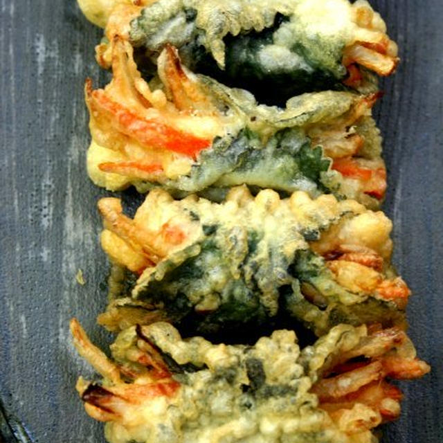 Vegetable Shiso Tempura Rolls野菜のシソ巻き天ぷら