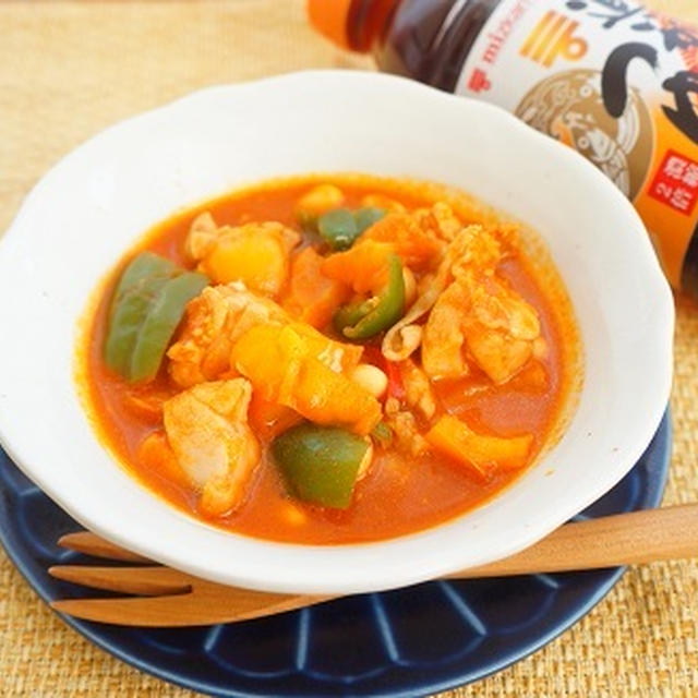 追いがつおつゆで「鶏肉のつゆうまトマト煮」
