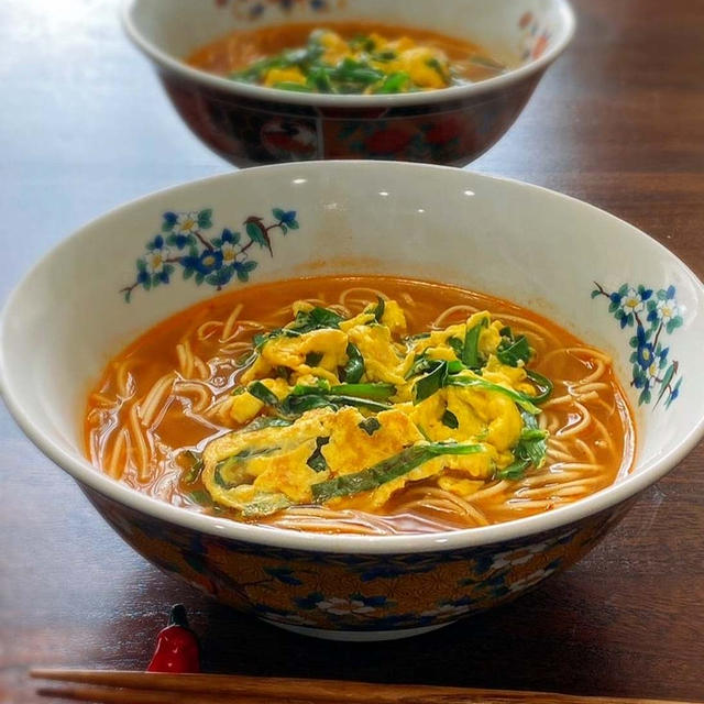 ニラ玉辛味噌ラーメン