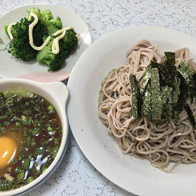 ざる蕎麦ならぬ皿そば？