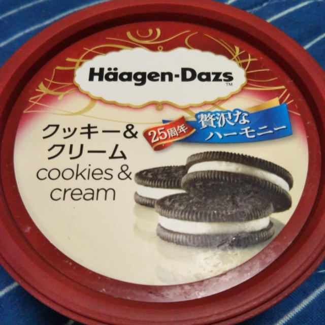 夜のおやつ☆ハーゲンダッツのクッキー＆クリーム