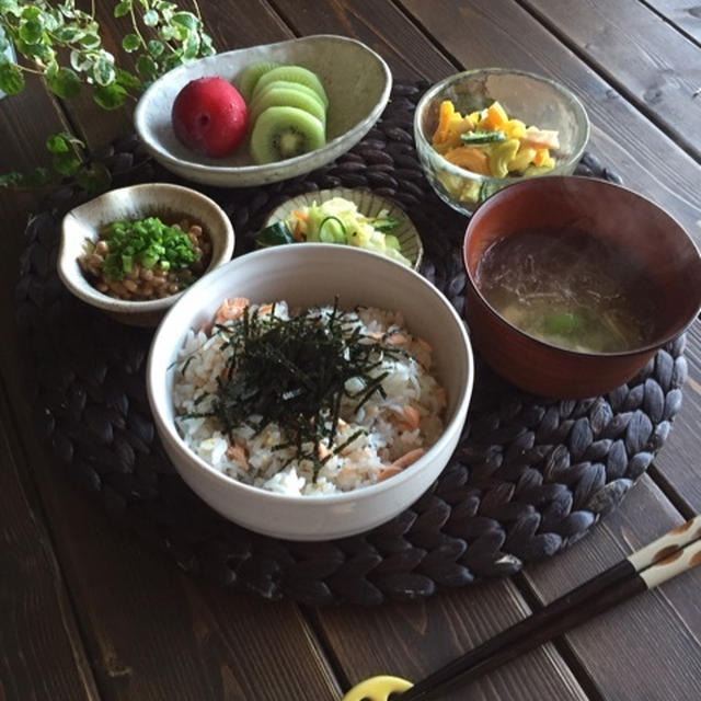 練習前の朝ごはん♪…今日は…