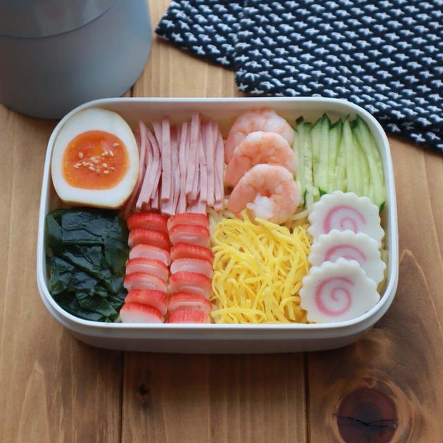 夏にぴったりな【冷やし中華弁当】ひんやりおいしい！