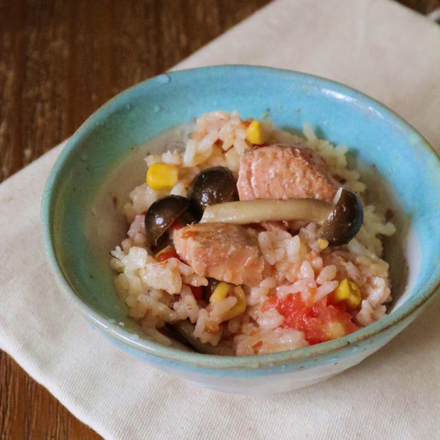 鮭とトマトの炊き込みご飯