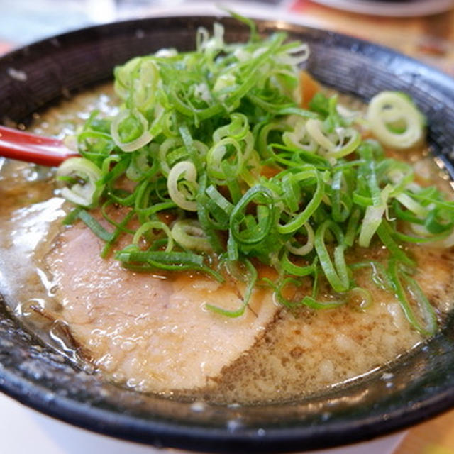 京都・ちょっと穴場の｢京都ラーメン研究所｣でランチ