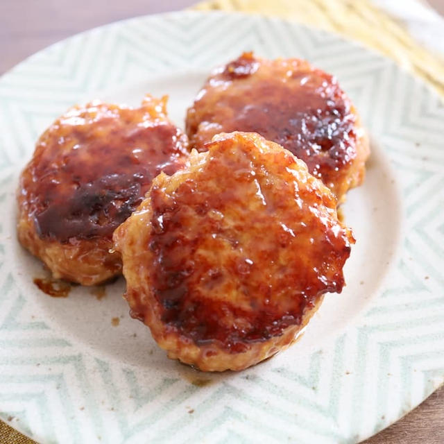 【今日の献立】安い鶏ひき肉でおいしく食費節約♪「照り焼きチキンバーグ」