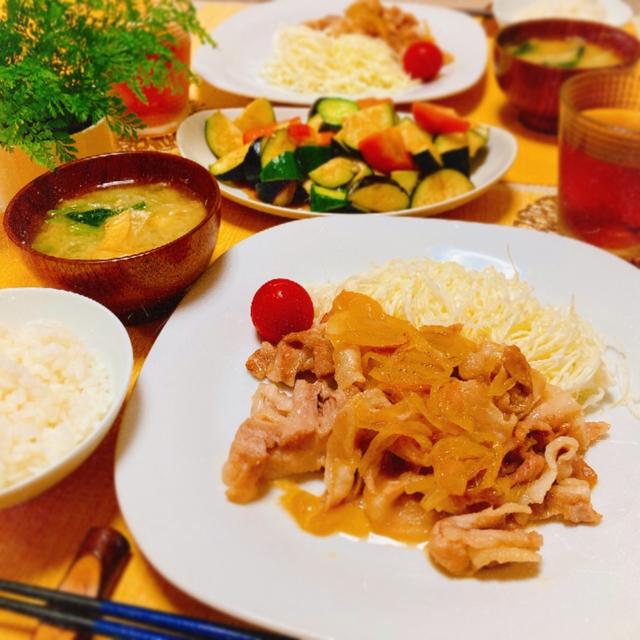 豚の生姜焼きと水茄子のサラダで夕ご飯