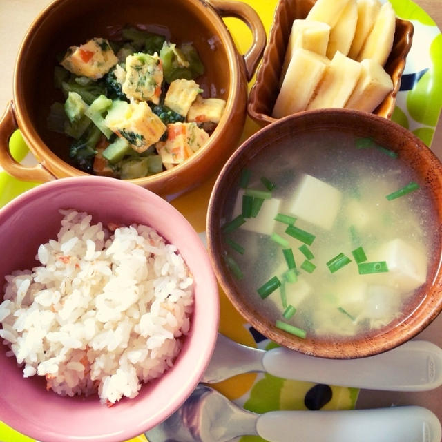 息子の朝ごはん