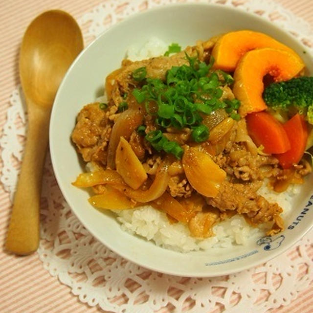 10分簡単丼！豚肉のガーリックバター醤油丼