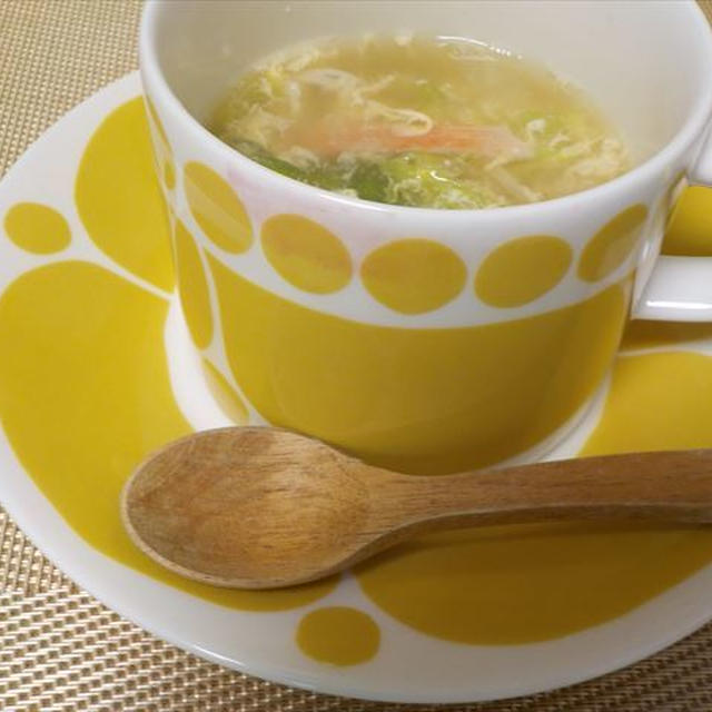 白菜とカニカマの玉子スープ