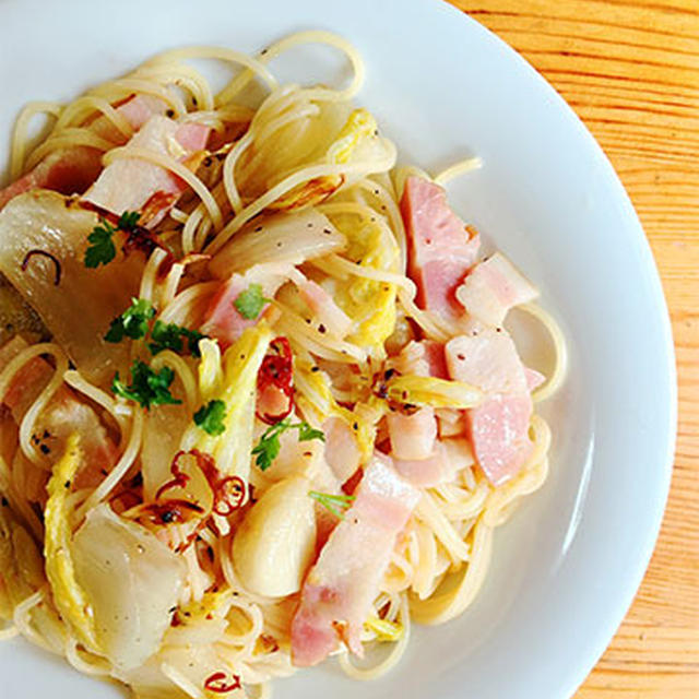白菜とベーコンのパスタ
