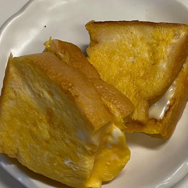 三太郎用はチーズフレンチトーストです