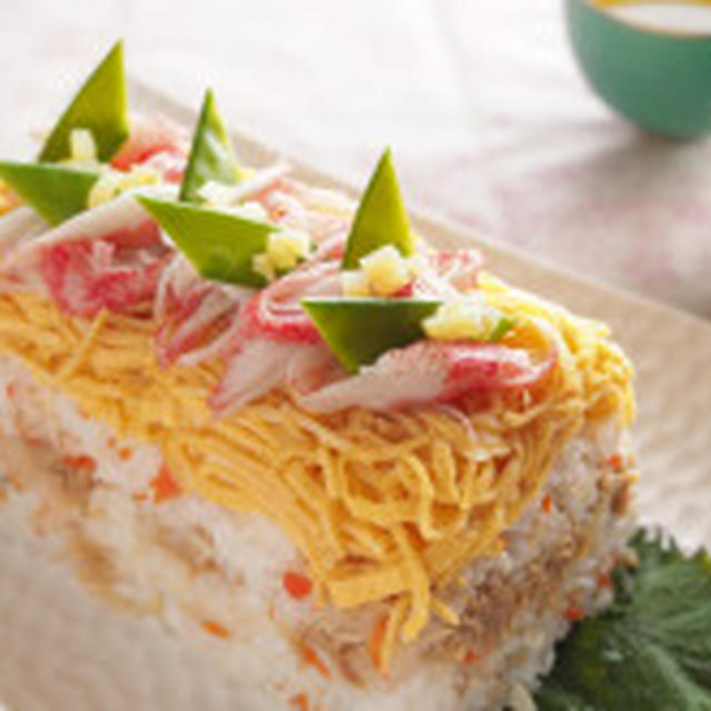 常備菜（切干大根の甘酢煮）でケーキ寿司☆ロールケーキのケース使用