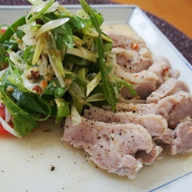 蒸し鶏とにんにく九条葱