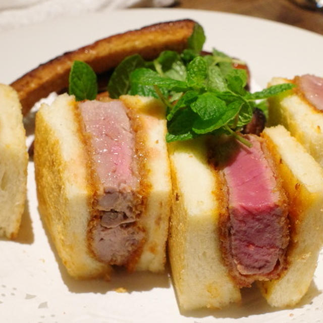 【大阪】カウンターで味わう、記憶に残る名洋食「洋食 泉」