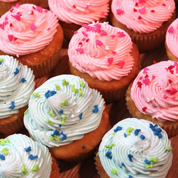 Blue & Pink Cupcakes