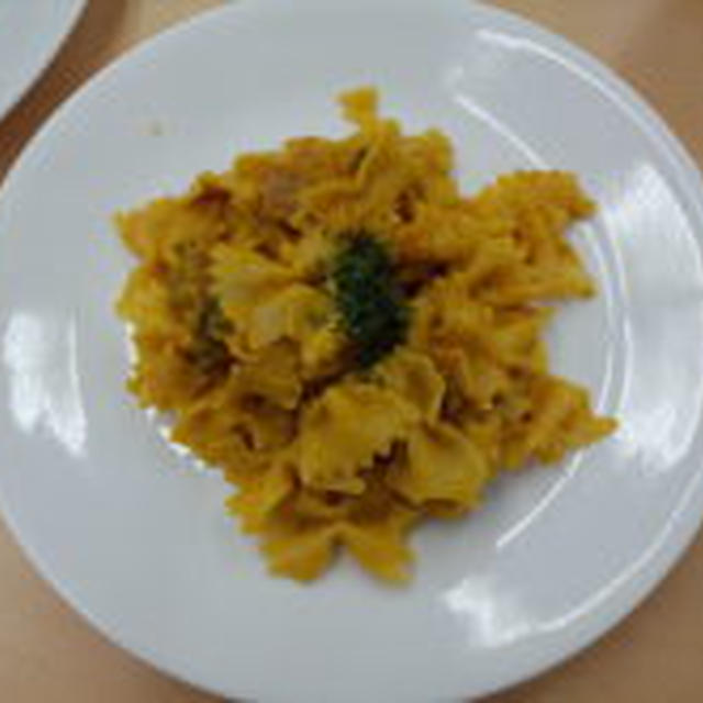 南瓜のクリームパスタ　ファルファーレ