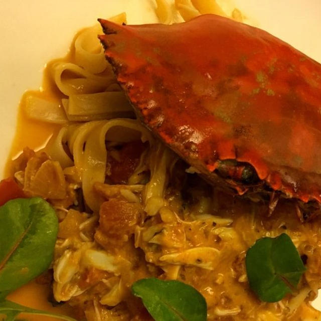 MUD Crab Pasta：ノコギリ蟹のトマトパスタ