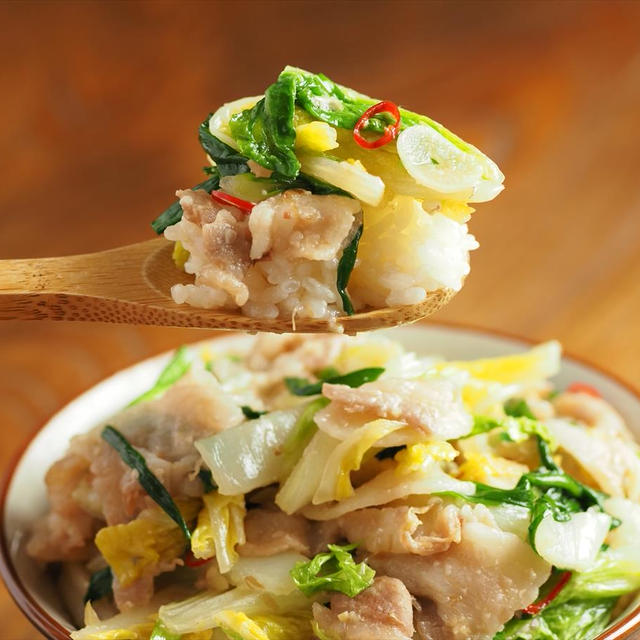 メシ通、「白菜にんにくみそ豚バラ丼」、豚ばら肉と山盛り白菜のにんにくみそ丼