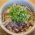 鍋の締めで食べる、山盛りごぼうとキノコと豚肉のうどん