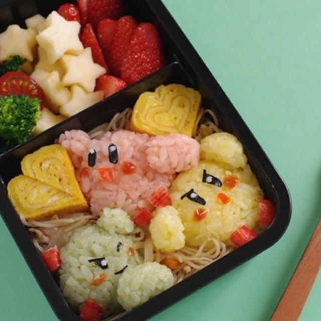 ３色カービィのおにぎりキャラ弁当