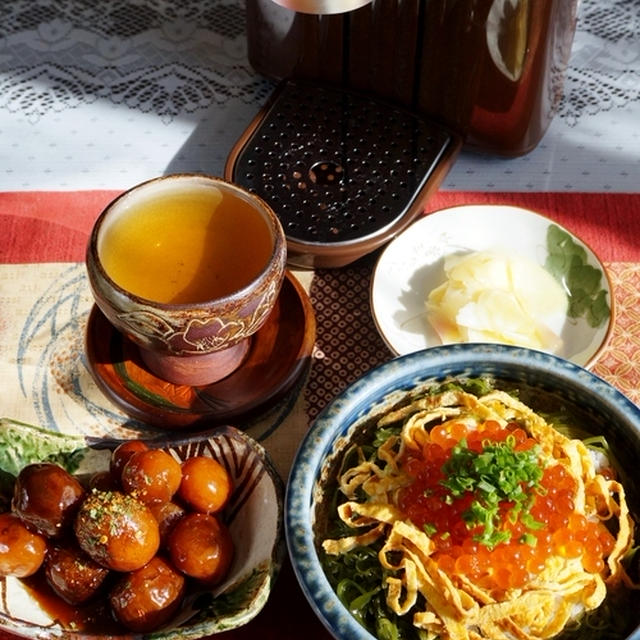 【ネオトレビエで楽しむ　ランチ丼＆新じゃがの甘辛揚げ煮／おやつ付き】