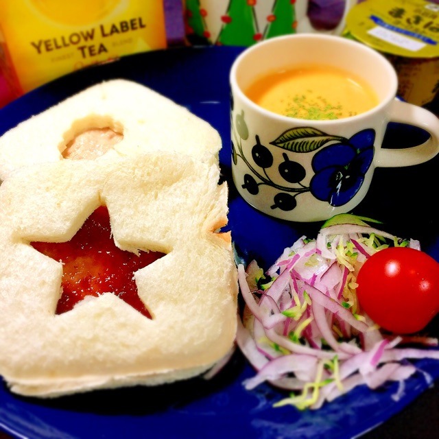 型抜きサンド　♪年末のご挨拶