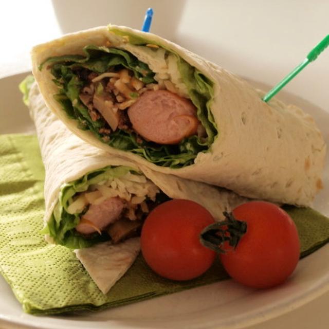 ＩＫＥＡの冷凍食材でランチ。