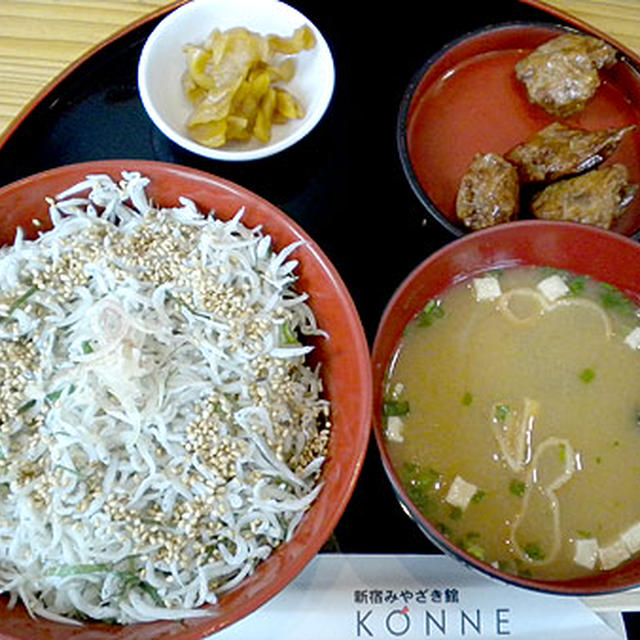 新宿みやざき館・ＫＯＮＮＥ「釜揚げしたす丼定食」