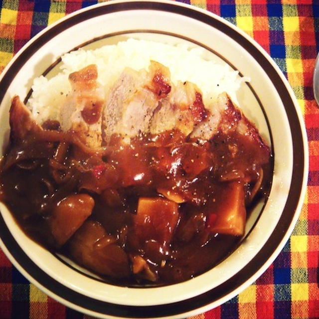 困ったときの「ポークソテーのっけカレー」