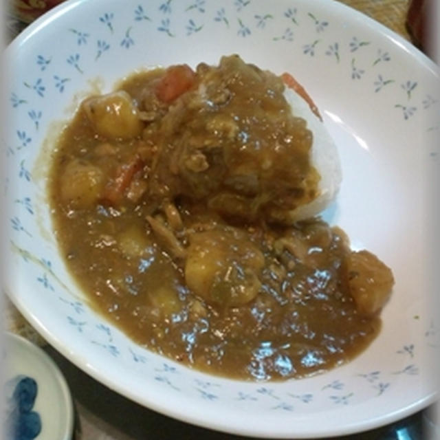 百均ローソンの大辛カレーで・・・