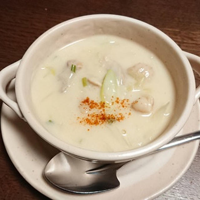 ネギたっぷり♪牡蠣だし醤油で鶏もも肉の豆乳クリーム煮